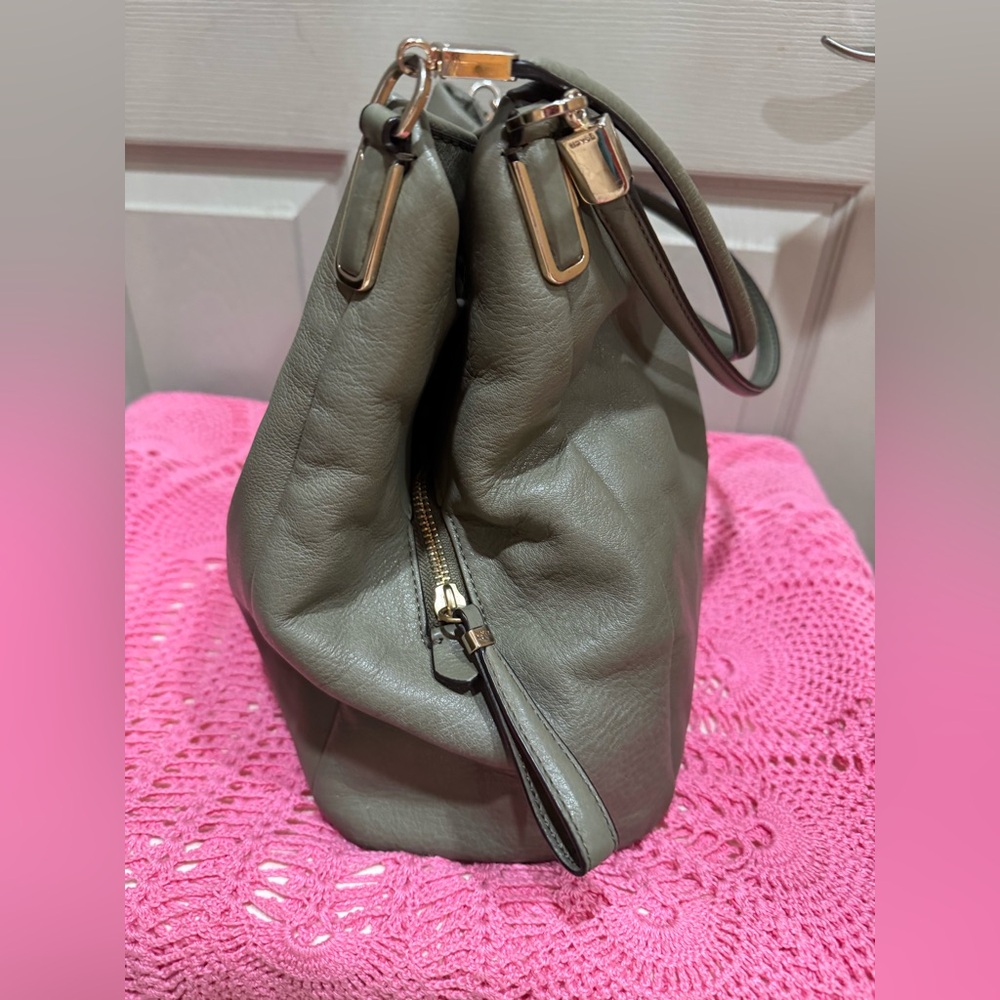 COACH Madison Phoebe Slouch Hobo Shoulder Bag Pebbled Olive Green Leather Purse - Picture 4 of 16